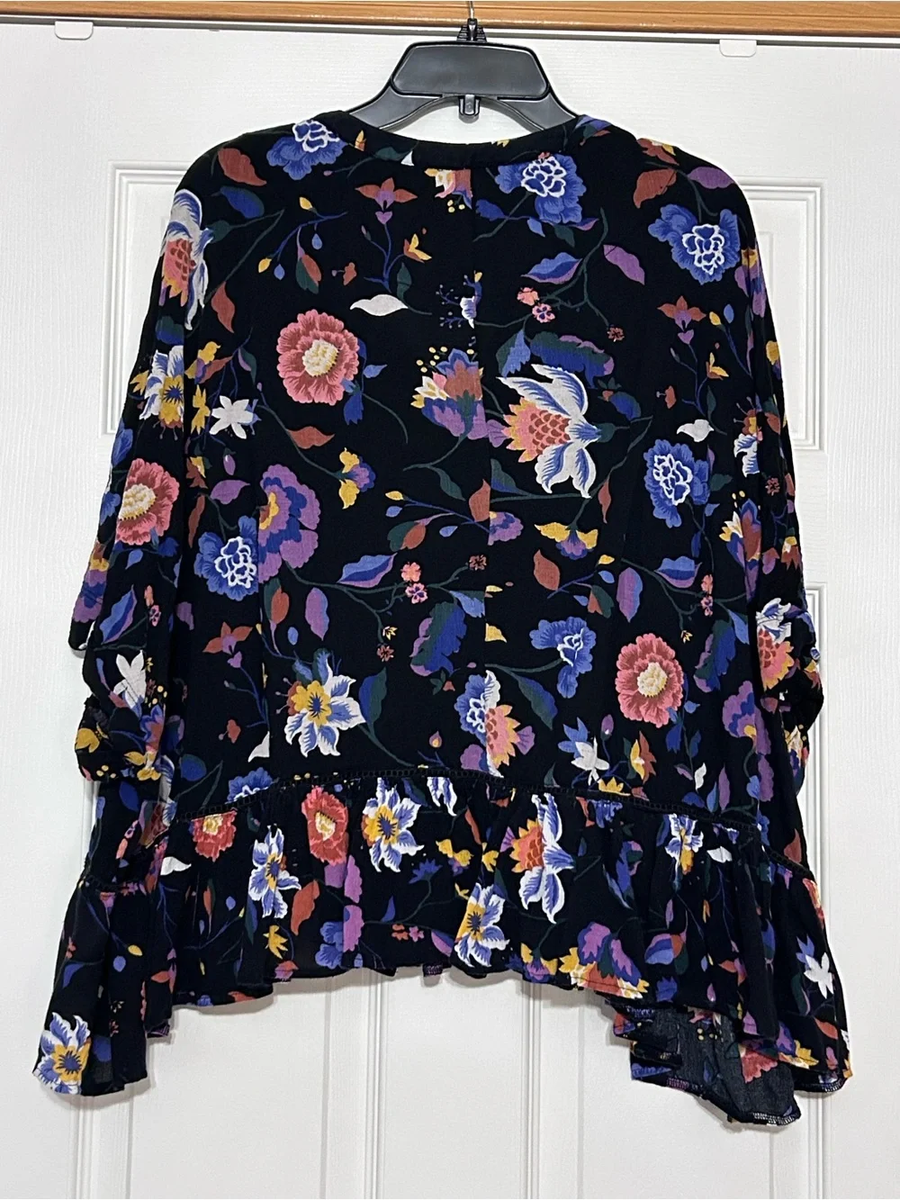 Women's Black Floral Ruffle Hem Blouse